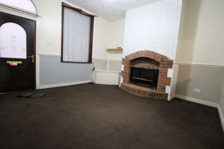 2 bed terraced house to rent in Swift Street, Ashton-Under-Lyne, OL6 - Photo 5