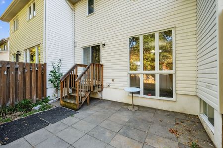 For Lease - 9 CARWOOD Circle, Overbrook - Castleheights and Area, Ontario - Photo 3