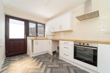 2 bedroom bungalow to rent - Photo 4