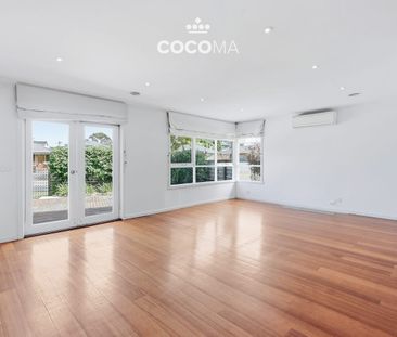 Modern Family Comfort in a Prime Cheltenham Location - Photo 6