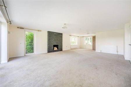 4 bedroom detached house to rent - Photo 3