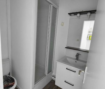 Location Appartement 2 pièces 27m² - Photo 4