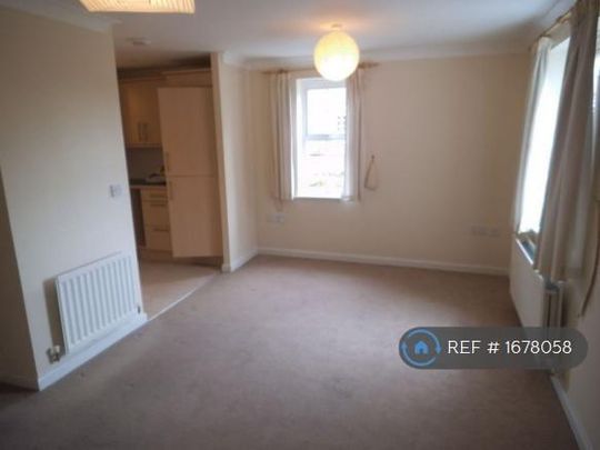 2 bedroom end of terrace house to rent - Photo 1