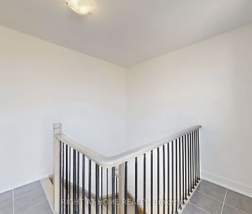 For Lease - 9 Phelps Lane Unit# TH7, Richmond Hill, Ontario - Photo 3