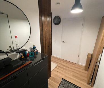 Voll möbilierte 2 Zimmer-Wohnung (51m2) inkl. Tiefrgarage- Berlin - Photo 1