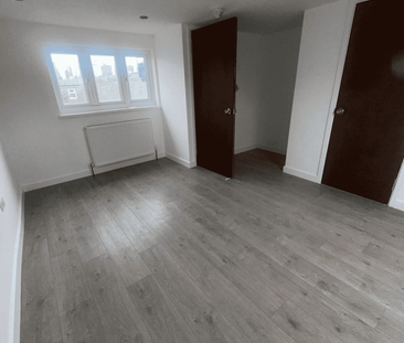 6 bedroom semi-detached house to rent - Photo 4 | Rentumo