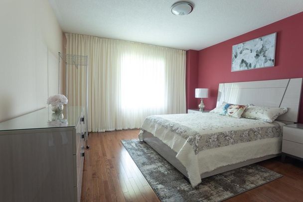 For Lease - 54 Chayna Crescent, Vaughan, Ontario - Photo 1
