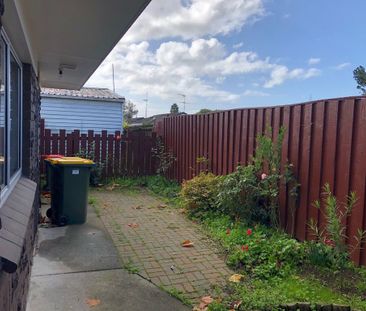 Papatoetoe - Photo 3