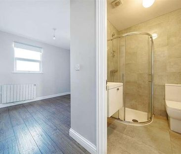 Backwater Place, Kingston Upon Thames, KT1 - Photo 6