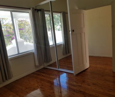 11 Illoura Street, Wallsend - Photo 3