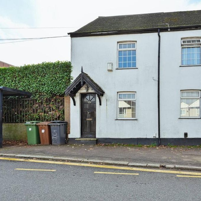 3 bedroom semi-detached house to rent - Photo 1