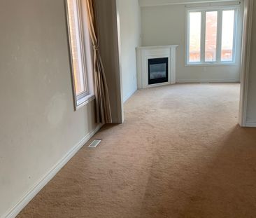 For Lease - 36 Turnhouse Crescent, Markham, Ontario - Photo 3