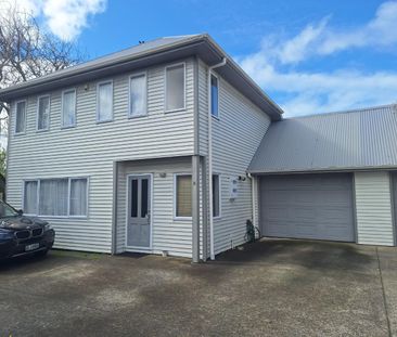 Charming home - sunny and spacious - Photo 2