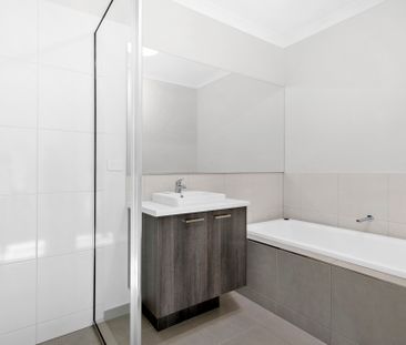 Family Friendly Locale - Three Bedroom, Two Bathroom - Photo 4