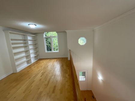 For Lease - 1104 Shoal Point Road Unit# Main, Ajax, Ontario - Photo 2