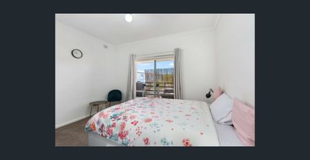 A stroll to the beach, just in time for summer.. - Photo 5