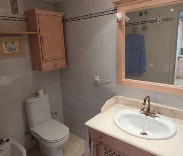 Piso de alquiler en Playa Poniente - Photo 5