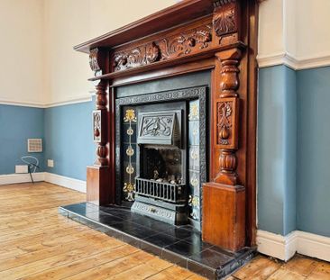 3 bedroom semi-detached house to rent - Photo 2