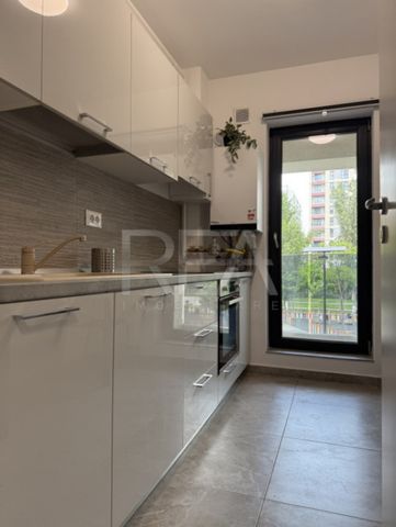 Garsoniera exigent plaza residence faza 4 - Photo 3