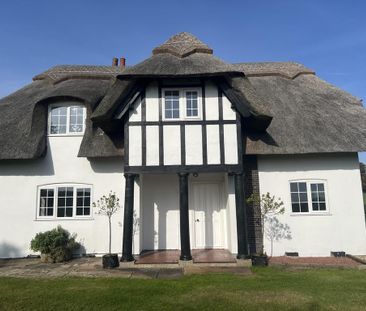 3 bedroom cottage to rent - Photo 2