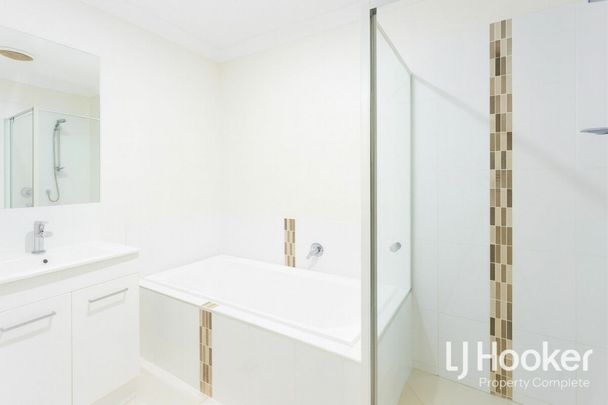 Space, Comfort & Convenience - 3 Bed + Big Yard - Photo 1