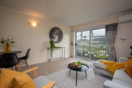 4/258 Cockayne Road, Ngaio - Photo 2