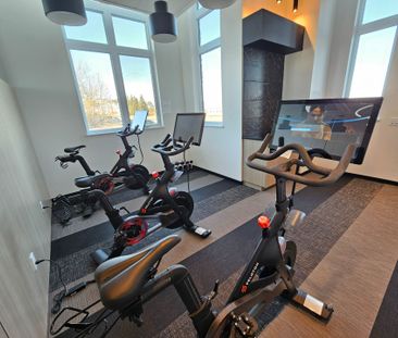 For Lease - 101 Golden Eagle Road Unit# 313, Waterloo, Ontario - Photo 2