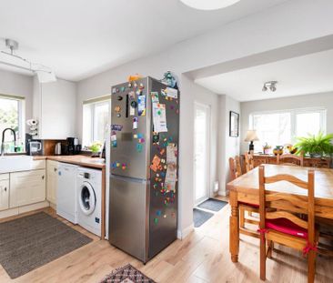 3 bedroom house to rent - Photo 2