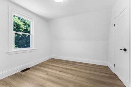 For Lease - 5 GILCHRIST Avenue, Tunneys Pasture and Ottawa West, Ontario - Photo 5