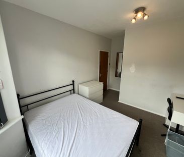 Monkton Road, Heworth - P10672 - Photo 4