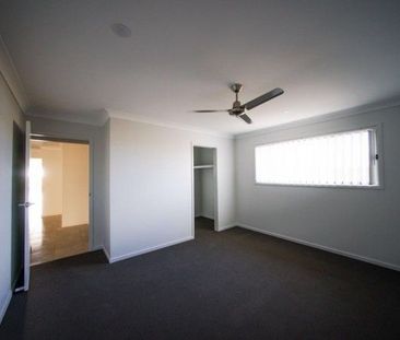 NEARLY BRAND NEW! SPACIOUS & MODERN - Photo 5