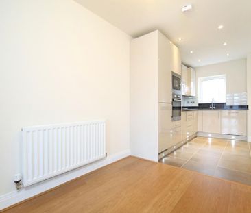 3 bedroom townhouse to rent - Photo 4