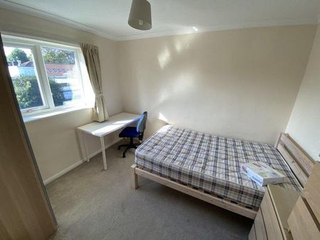 3 bedroom house share to rent - Photo 3