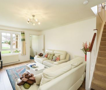 3 bedroom detached house to rent - Photo 4