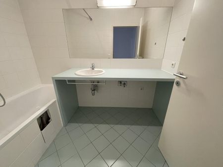 Erdgeschoß, barrierefrei, Innenhof! Ruhige, loft-artige Neubauwohnung mit 2 kl. Terrassen - Photo 4