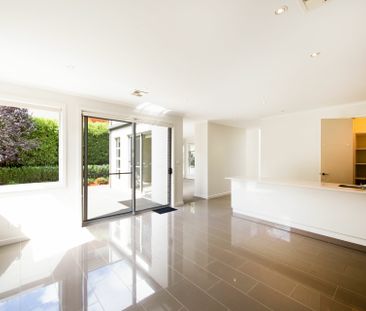 Spacious Home in Crace - Photo 2