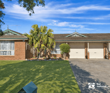 Peaceful Family Living with Exceptional Entertaining & 3-Car Garage - Photo 2