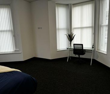 21 bedroom house share to rent - Photo 3