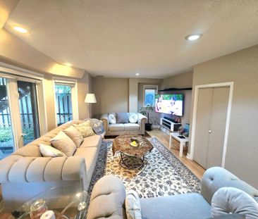 For Lease - 31 Green Meadow Crescent Unit# Lower Level, Richmond Hi... - Photo 2