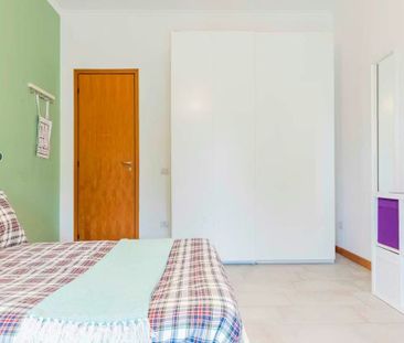 Via Fiume delle Perle, Rome, Lazio 00144 - Photo 6