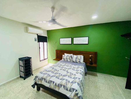 Hermoso departamento amueblado, en planta baja, con excelente ubicación. - Photo 3