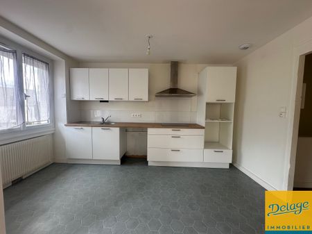 Location Maison 3 pièces 53m² CONDAT SUR VIENNE 87920 - Photo 2