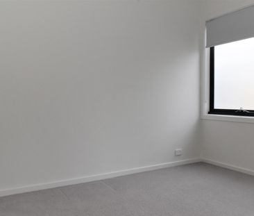 5 Selo Walk, Avondale Heights VIC 3034 - Photo 5