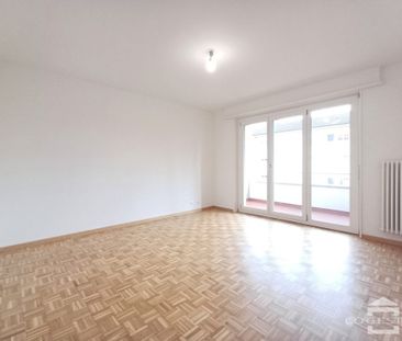 Dans un quartier calme, appartement de 3 pièces au 2ème étage - Photo 2