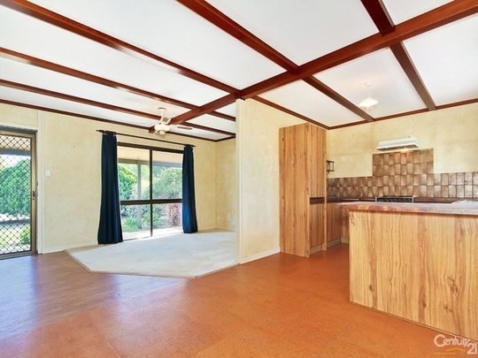 Great Family Home! - Photo 1