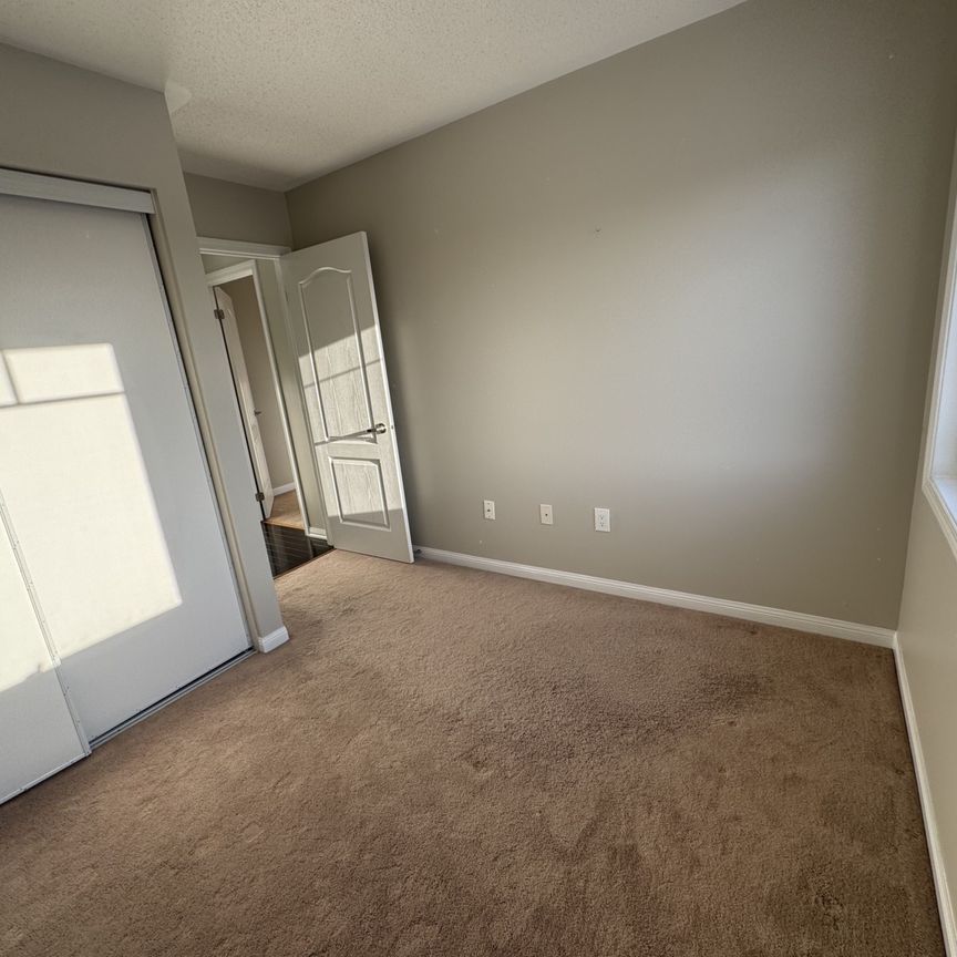 For Lease - 1037 Haxton Heights, Milton, Ontario - Photo 1