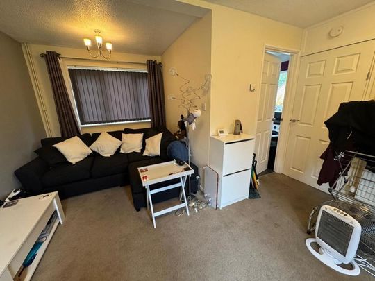2 bedroom semi-detached house to rent - Photo 1