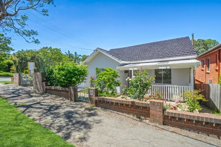 2 Drake Street, Artarmon NSW 2064 - House For Rent | Domain - Photo 5