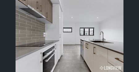 Modern Living in Clyde North – Convenience Meets Lifestyle - Photo 4