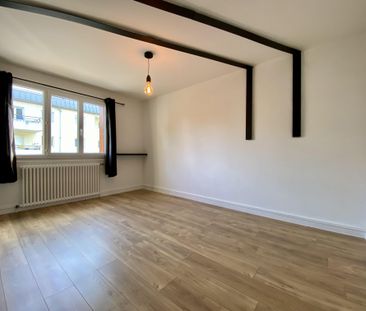 Location Appartement 4 pièces 89,62 m² - Photo 1